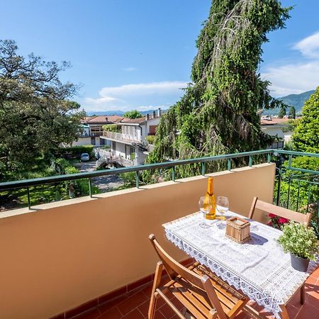 Ferienwohnung New Luxury 2Bdr Terrace, Views, Ac Marina Di Carrara Exterior foto